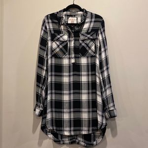 So Shirt Dress black and white plaid with button partial front buttoned cuffs